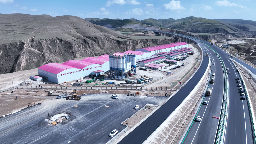 宁夏交通运输厅公路水运工程质量鉴定中心开展银昆高速专项检查