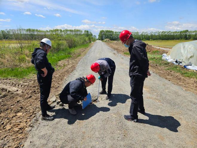 kaiyun体育官方网站宝泉岭分公司工程建设管理部到绥滨农场