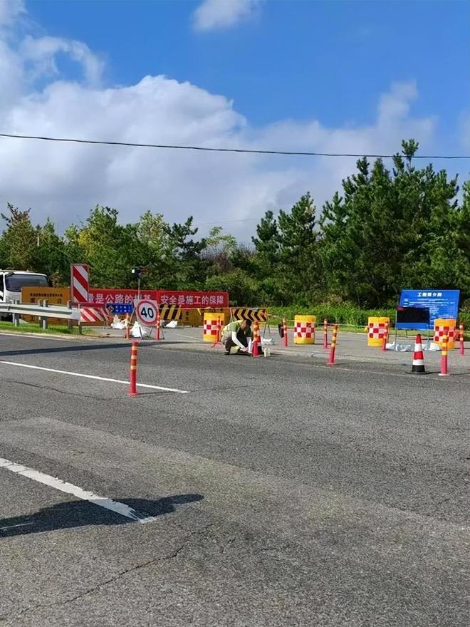 kaiyun感知山东 威海市公路事业发展中心组织开展修复养护